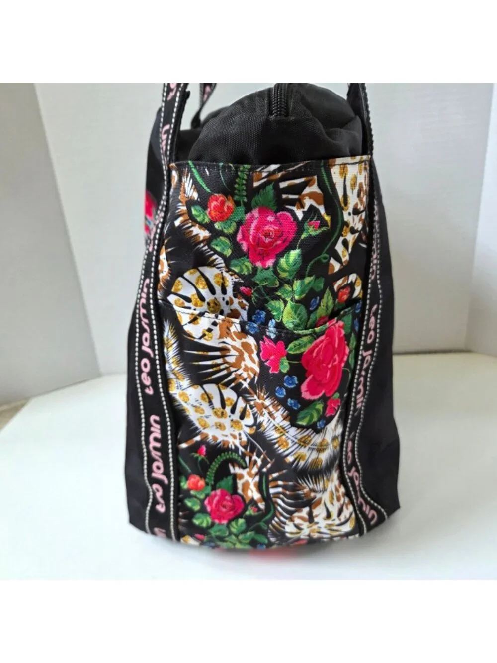Teo Jasmin Tote Black French Bull Dog Whimsical Artsy Lightweight Zip Top Travel